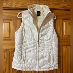 The North Face Full Zip Women’s Xs 550 Goose Down Puffer Vest - Bright White